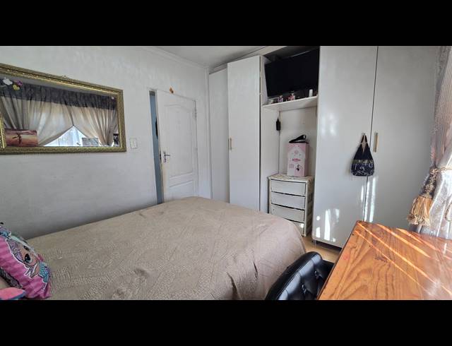4 BEDROOM FREEHOLD FOR SALE IN ALBERTSDAL